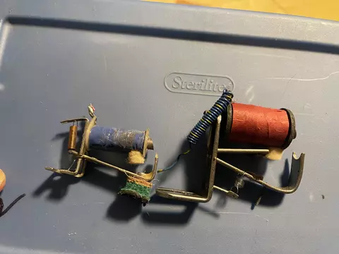Two pallet magnets