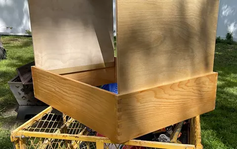 Close-up picture of organ box showing joinery