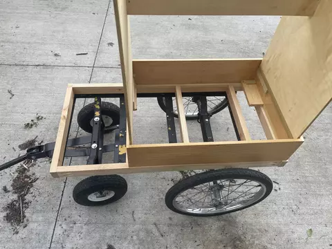 Organ box on frame